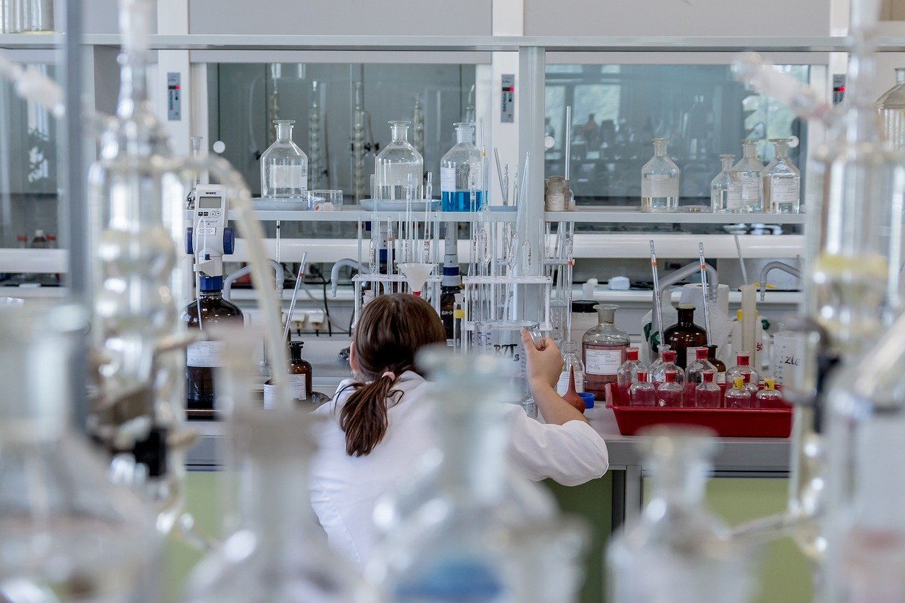 Chemistry laboratory glassware